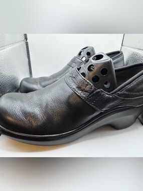 Ariat Expert Safety Clog SD Composite Toe Shoe - Women's Leather Work Clog
OB3